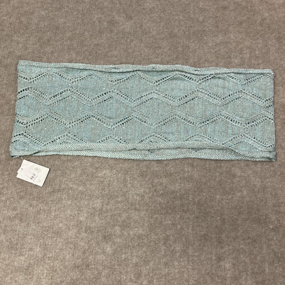 New York & Company Infinity Scarf Blue‎ Chevron Lace Knit NWT One Size Soft